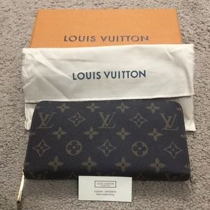Louis Vuitton Monogram Zippy Wallet